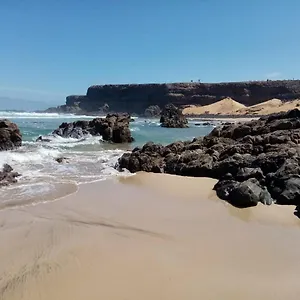 Affittacamere Magica Surf House, Tindaya